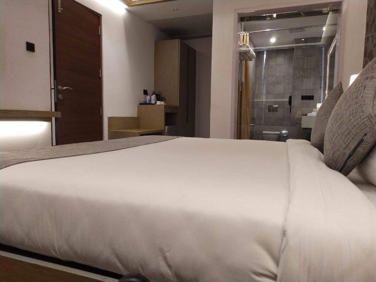 Mothimahal Residency Thrissur Hotel Kültér fotó