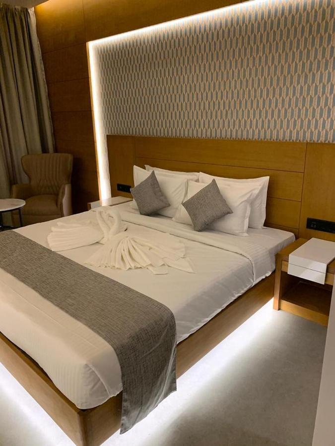 Mothimahal Residency Thrissur Hotel Kültér fotó